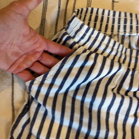 Universal thread Drawstring Shorts - Picture 2 of 4